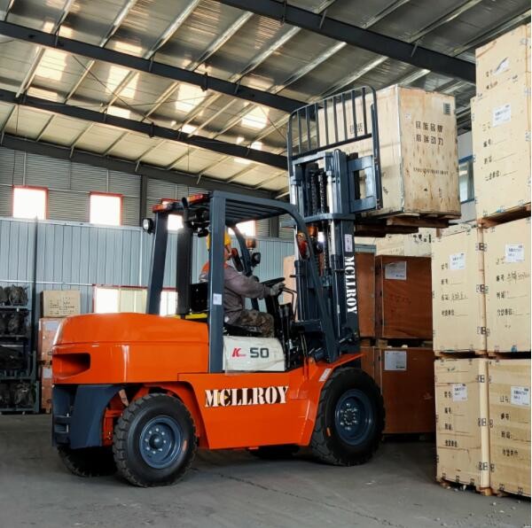 FD50K Diesel Counterweight Forklift  Load Center 500 Mm MITSUBISHI S4S ISUZU 4JG2 Engine