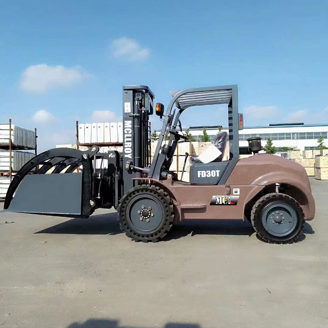 Customizable Attachments Off-Road Forklift Truck For Increases Storage Capacity By Enabling Vertical Storage Solutions