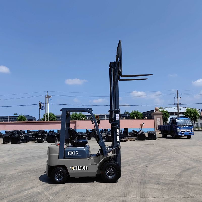 Sturdy Diesel Counterbalanced Forklift FD15 Engine Power 32 KW